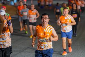 BIB: 244, 95216
                            <button type="button" onclick="openModal(22822456)" class="btn btn-primary btn-sm float-right btn-popup" data-toggle="modal" data-target=".modal-high-quality">
                        <i class="fas fa-shopping-cart"></i> Add to Cart
                    </button>
                                            <button type="button" onclick="isThisMe(22822456, true)" class="btn btn-success btn-sm float-right btn-popup btn-isme hidden" data-toggle="tooltip" data-placement="bottom" title="นี่คือรูปของคุณใช่ไหม คลิกที่นี่เพื่อเอาเข้าอัลบั้ม">
                        <i class="fas fa-plus"></i> Add to album
                    </button>
                    <button type="button" onclick="isThisMe(22822456, false)" class="btn btn-warning btn-sm float-right btn-popup btn-isnotme hidden">
                        <i class="fas fa-ban"></i> Remove from album
                    </button>